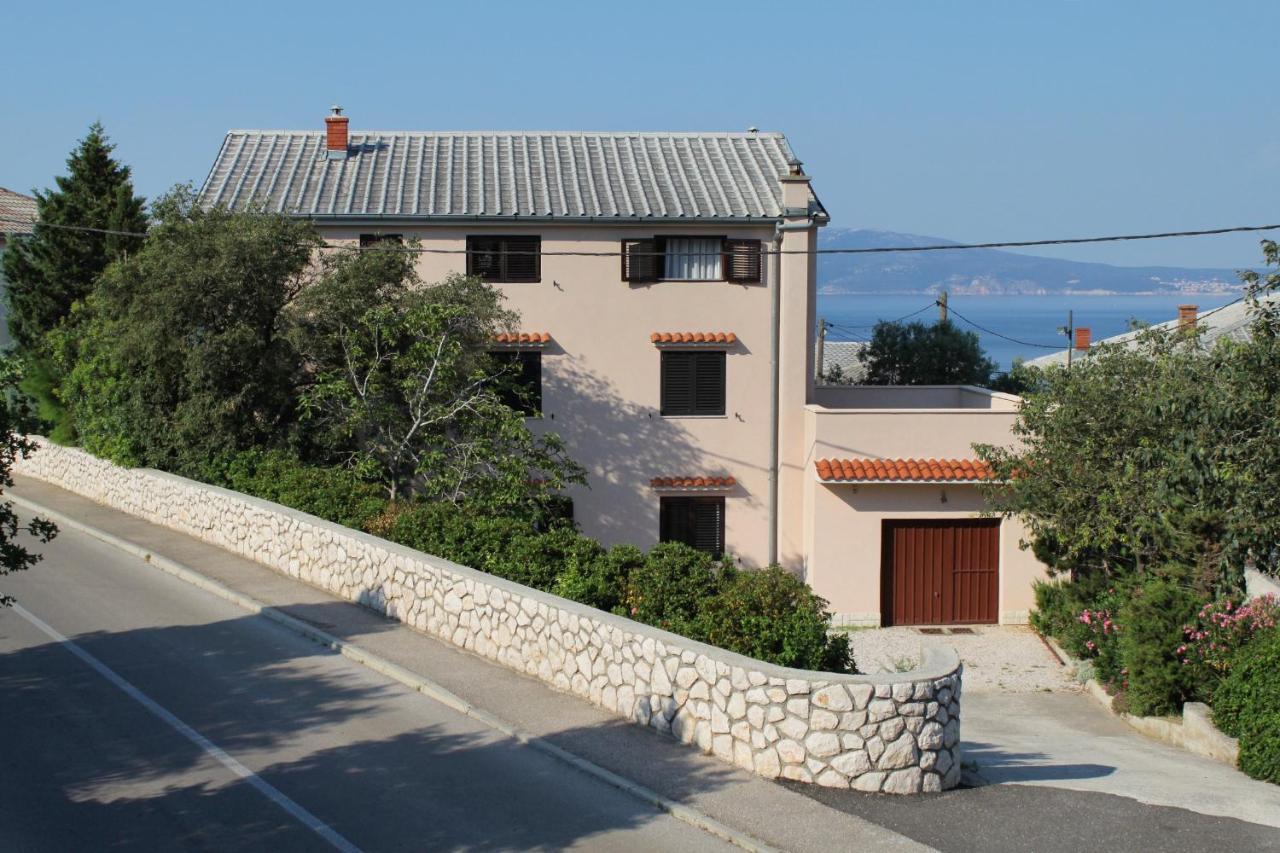 Apartments With A Parking Space Novi Vinodolski - 5587 外观 照片