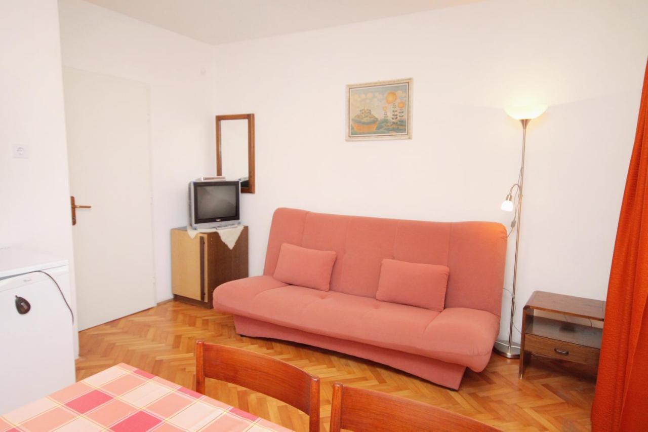 Apartments With A Parking Space Novi Vinodolski - 5587 外观 照片